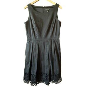 Women's 12 WHBM Back Sleeveless Fit and Flare Dress Eyelet Lace Hem